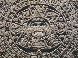 800px-File-Monolito_de_la_Piedra_del_Sol_(centro)
